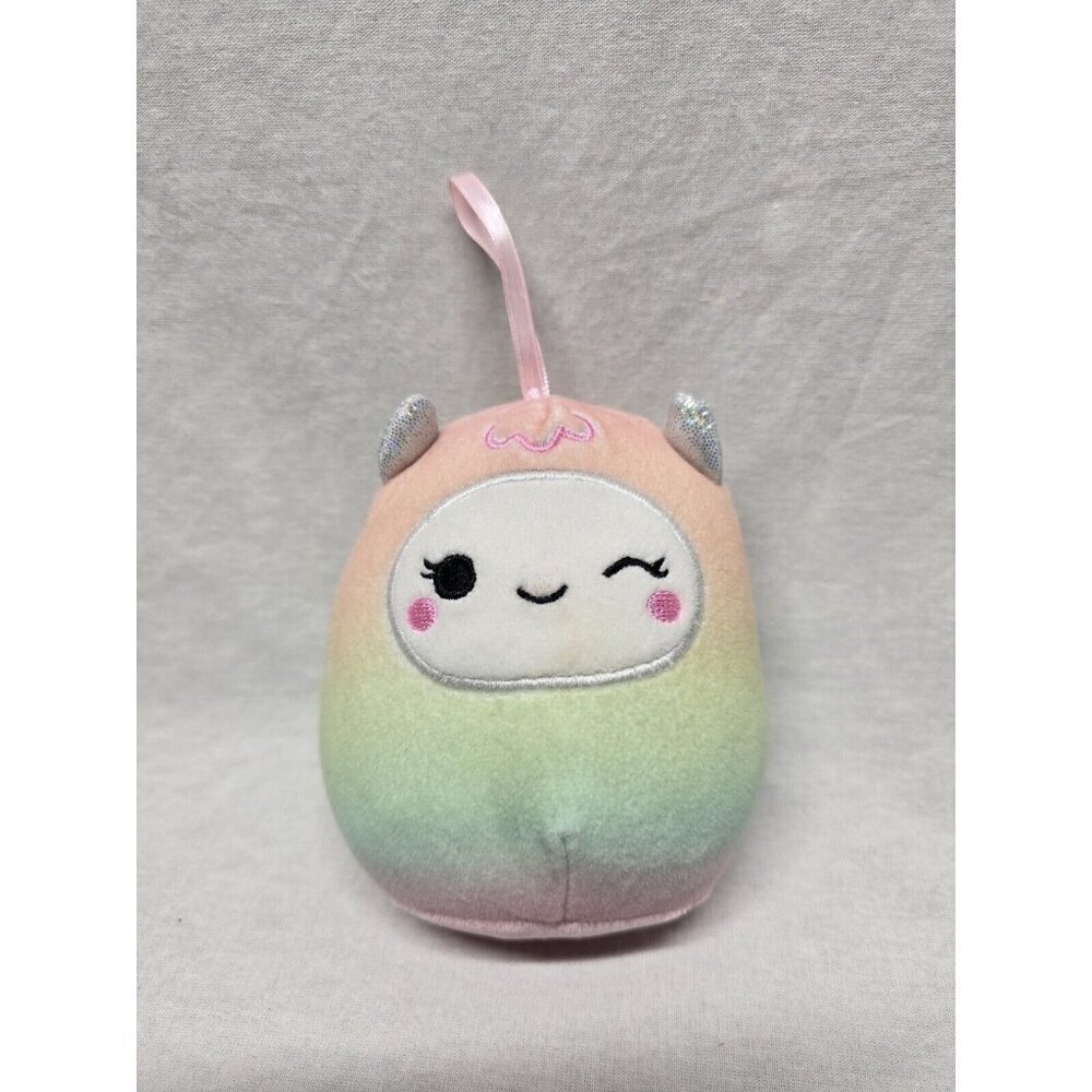 Squishmallow Kellytoy “Yara” Rainbow Yeti Ornament